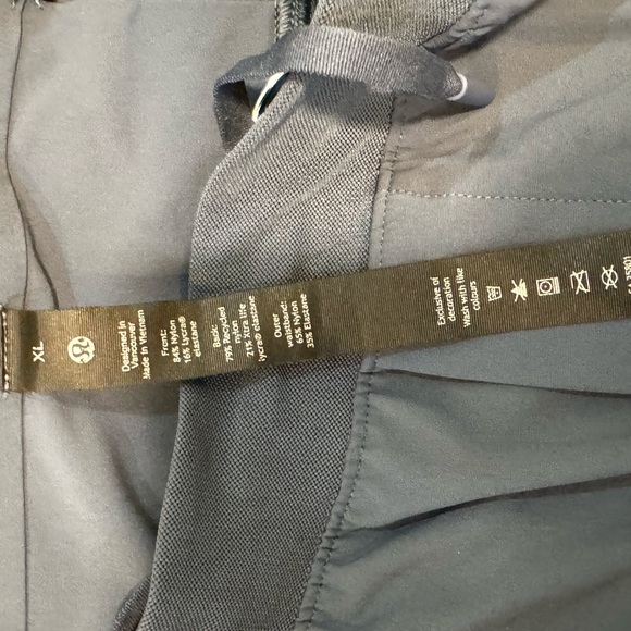 Lulu men’s steel blue surge joggers (shorter) - Picture 8 of 8